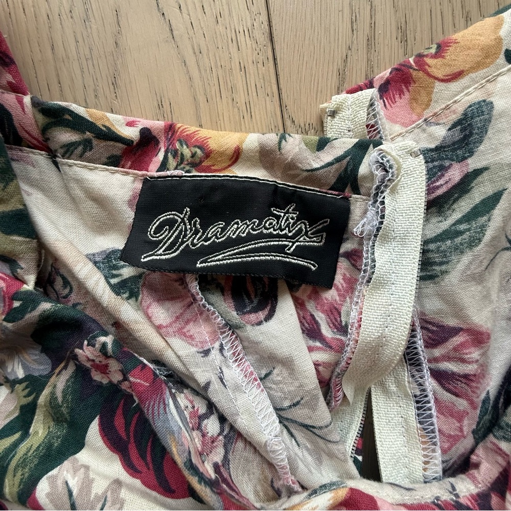 Vintage Floral Off-Shoulder Dress - Picture 8 of 8